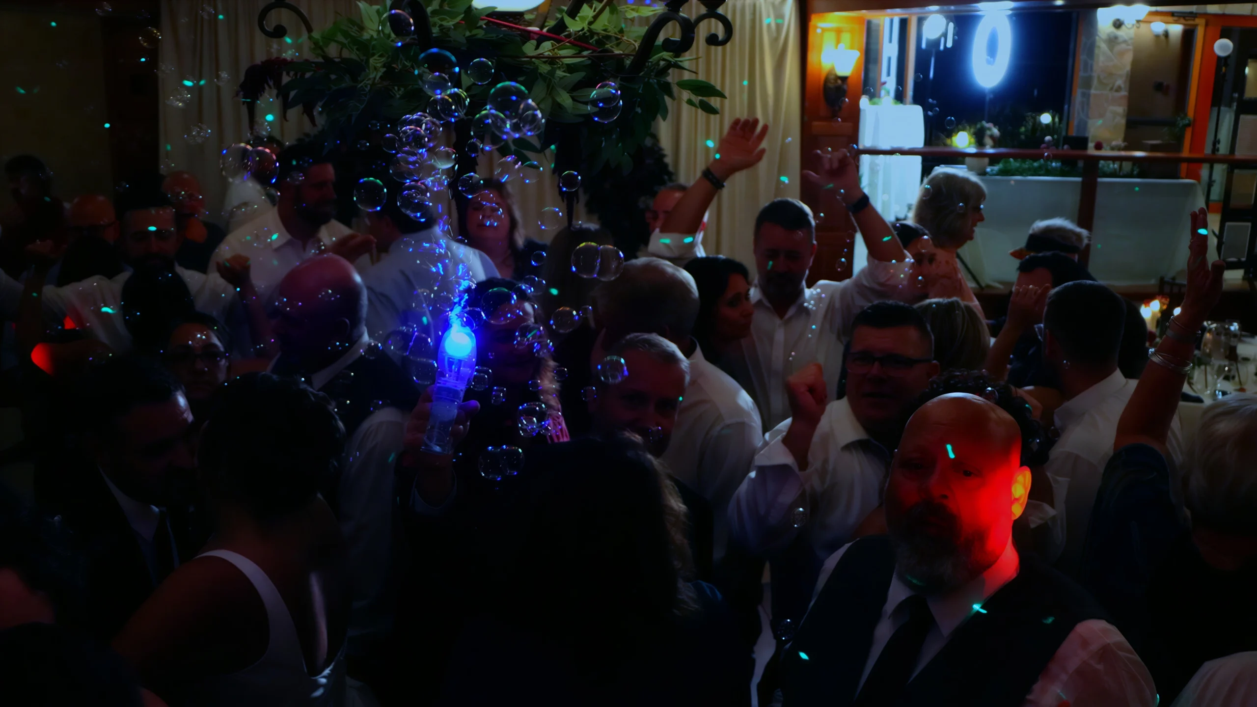 Adirondack Wedding DJ wedding guests dancing